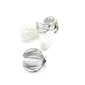 Support de Bague Forme Nœud 8 mm – Acier Inox 304 – Argenté