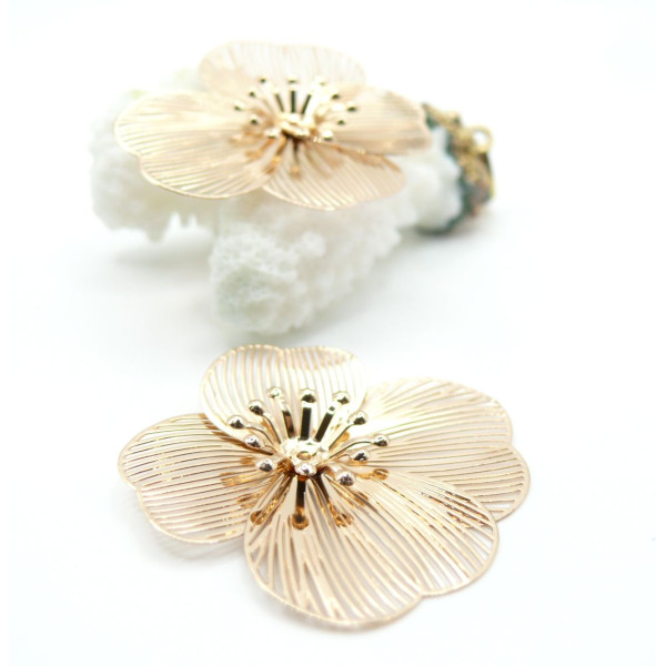 Estampes Connecteurs Fleurs Stylisées 3D 37 mm – Métal – Doré