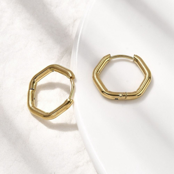 Boucles d'Oreilles Créoles Hexagone 19 × 2,5 mm – Acier Inox 304 Doré à l'Or Fin 18K – Placage IONIQUE (IP)