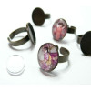 20pieces: 10 bagues bronze oval 13 par18 et 10cabochons en verre