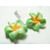 2 fleurs cabochons  fimo vert  20mm