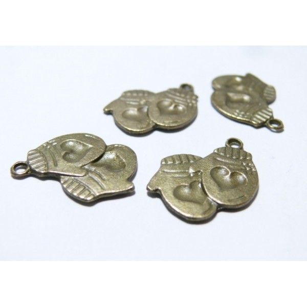 2 pieces bronze  pendentif gants