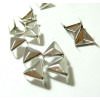 lot de 50 clous pyramide triangle à griffe  de 10mm  PP