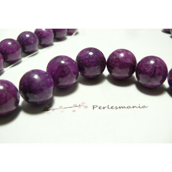 10 perles  jade teintée couleur violet pourpre 8mm 