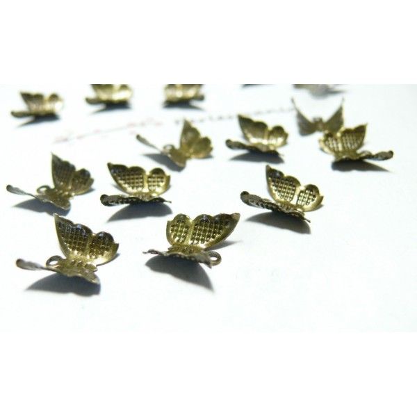 50 breloques  papillon bronze ref G63