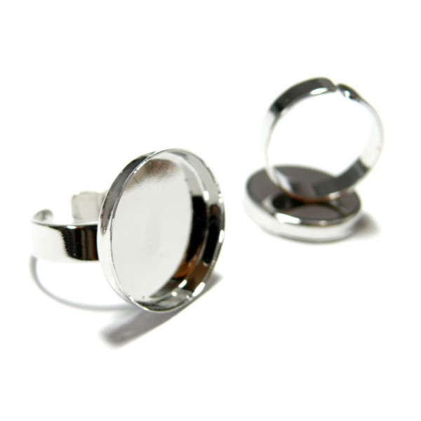 Perles et apprêts: 1 Support de Bague 20 mm bord épais PP