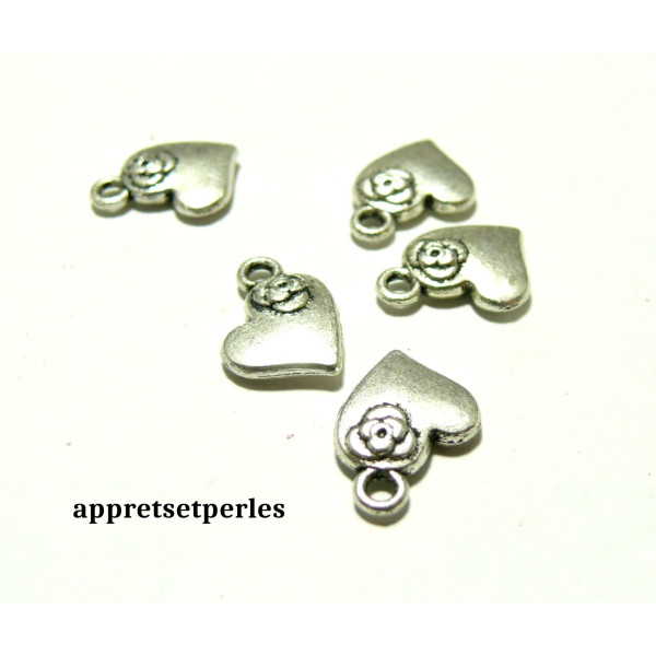 Apprêt: 10 magnifique pendentif coeur fleur vieil argent 