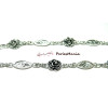 Magnifique chaine: 20 cm  chaine ovale et rose Vieil argent ref 26 