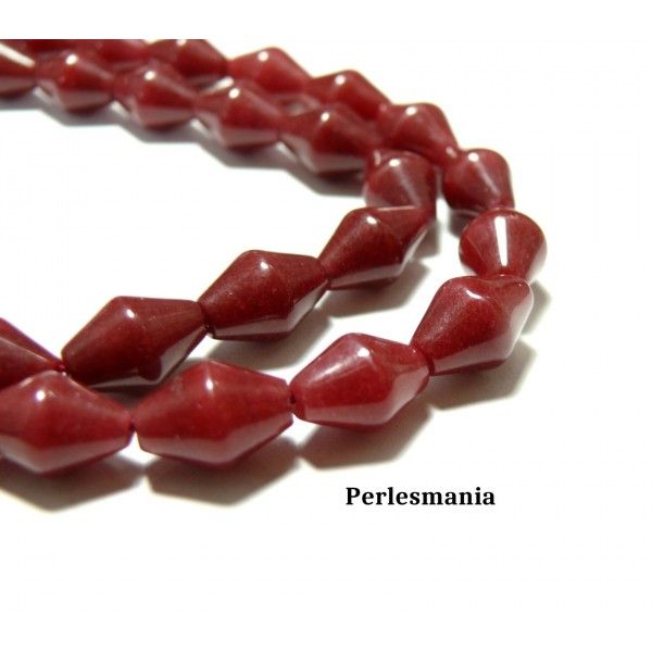 Perles et apprêts: 2 perles  jade teintée couleur rouge bi pyramide 8 par 12mm 