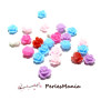 40 cabochons Résine ref H112036 PETITES FLEURS 8 par 4mm