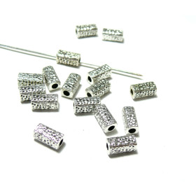 PAX 25 perles intercalaires Martelées Rectangle TUBE metal couleur ARGENT ANTIQUE PS1197703