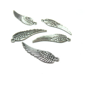 PAX: 50 breloque pendentif  plumes  Petit Modèle VIEIL ARGENT S11275 