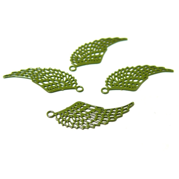 Estampes pendentif  filigrane petite plume Vert Kaki 9 par 22mm