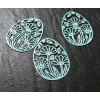 AE114135 Lot de 4 Estampes pendentif filigrane Fleurs Zen, Sakura Bleu Ciel 30 par 24mm