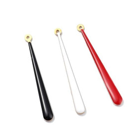 Sequins médaillons résine style émaillés Biface Goutte très longue Rouge 38mm sur une base en métal dore