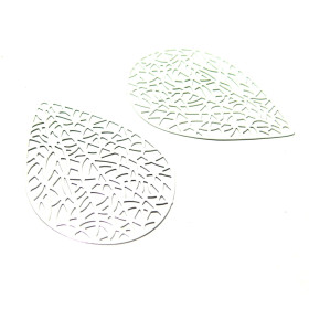 PS110146625 PAX de 4 Estampes pendentif filigrane Goutte feuille 40 par 30mm Blanches