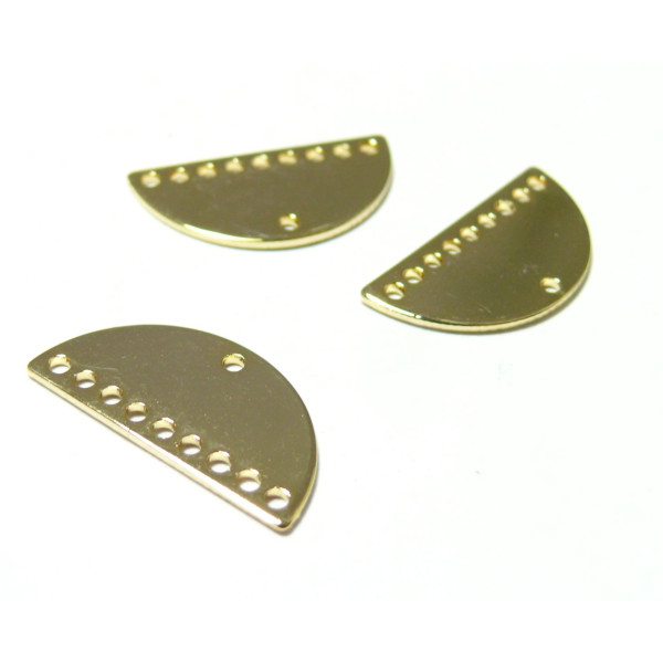 Pendentifs Multi-Connecteurs Demi-Cercle Lune 21 mm – 9 Trous – Cuivre Doré