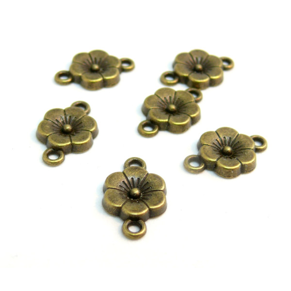connecteurs pendentifs petites fleurs  métal couleur Bronze