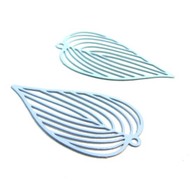 Estampes pendentif filigrane Grande Feuille Exotique Bleu Gris Clair 25 par 42mm