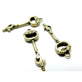 1 Breloque trousseau 3 clés - couleur bronze- pour création de bijoux