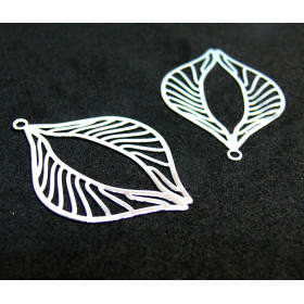 AE117406 Lot de 4 Estampes pendentif filigrane  22mm métal couleur Argent Vif