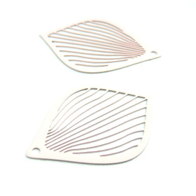 AE114944 Lot de 4 Estampes pendentif filigrane  Goutte Eventail 28 par 38mm métal couleur Rose