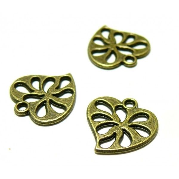 20 pendentifs magnifique petits coeur ajourés métal couleur Bronze 2Y6524