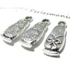 Lot de 20 pendentifs Geisha recto verso métal couleur Argent Antique ref 2B2573