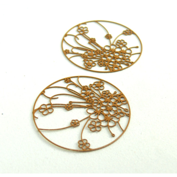Estampes pendentif filigrane  Champ de Fleurs 30mm métal couleur Café au lait
