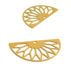 Estampes pendentif filigrane demi cercle Eventail GM 16 par 30 mm Coloris Camel Moutarde