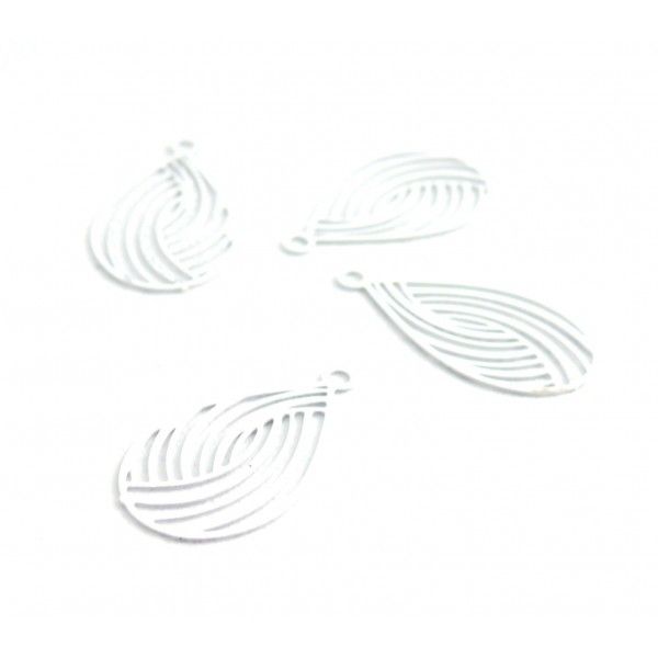 AE116867 Lot de 10 Estampes pendentif filigrane Goutte style Japonisant 10 par 18 mm Coloris Blanc