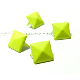 lot de 50 clous rivet 9mm pyramide carré à 4 griffes NO230