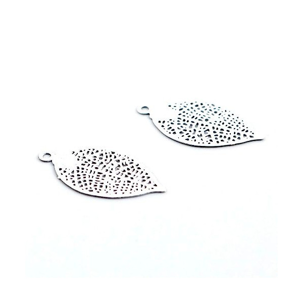 Estampes pendentif filigrane Feuille 19 mm Blanc