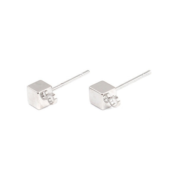 Paires de Boucles d'oreille puce Cube avec attache metal coloris Argent Platine et embout plastique