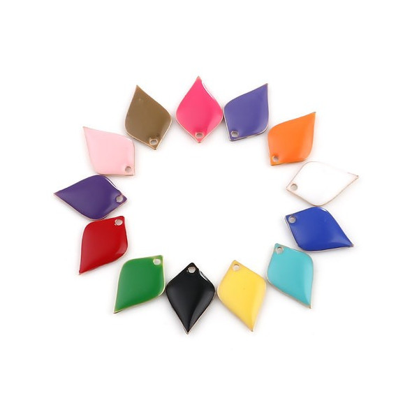 PS11669567 PAX 5 sequins émaillés Pétaline, losange arrondi 18 par 12mm Rouge sur une base en cuivre doré