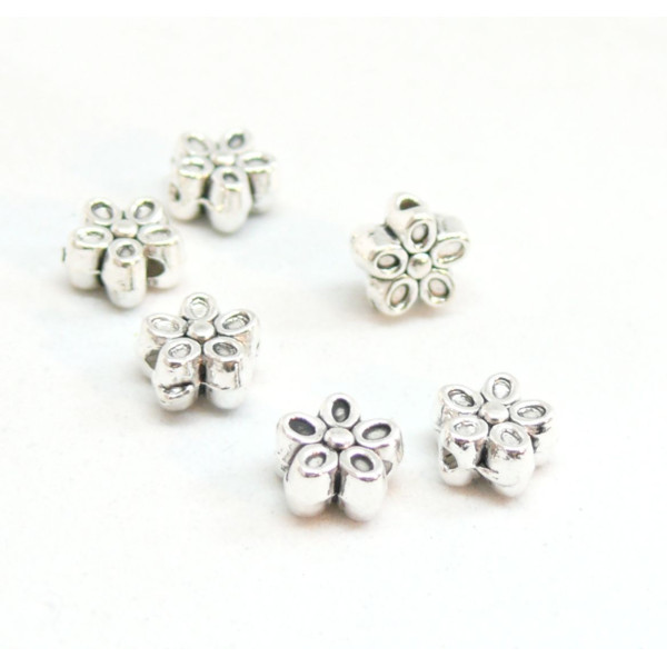 Perles Intercalaires Fleurs 7mm métal coloris Argent Antique