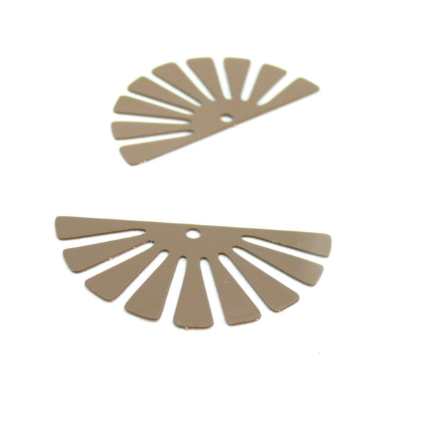 Estampes pendentif filigrane demi Soleil Eventail Beige Taupe 18 par 35 mm