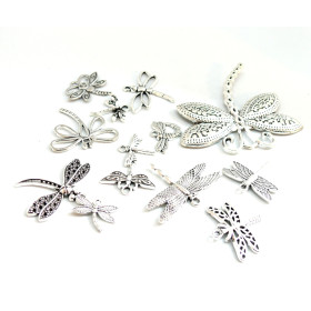 S11258896 PAX 13 pendentifs, breloque MIXTE Libellule métal couleur Argent Antique