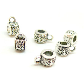 Pendentifs bélières Fleurs métal coloris Argent Antique