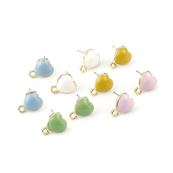 Boucles d’oreille Clou Cœur Émaillé Bleu Pastel avec Attache – Métal Doré (avec poussoirs plastiques)