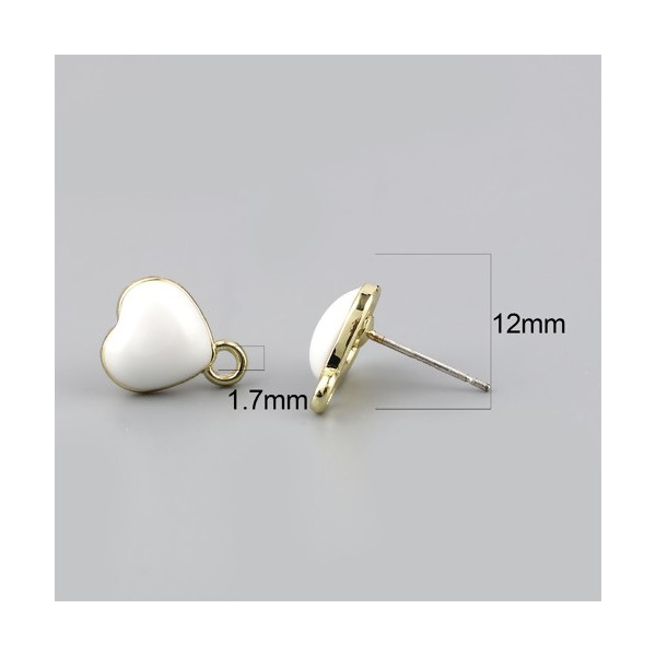 Boucles d’oreille Clou Cœur Émaillé Blanc avec Attache – Métal Doré (avec poussoirs plastiques)