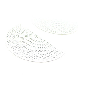 AE113173 Lot de 2 Estampes pendentif filigrane Eventail Demi Cercle 53 mm métal coloris Blanc