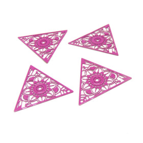 Estampes pendentif connecteur filigrane Triangle 28mm colorisViolet Orchidée