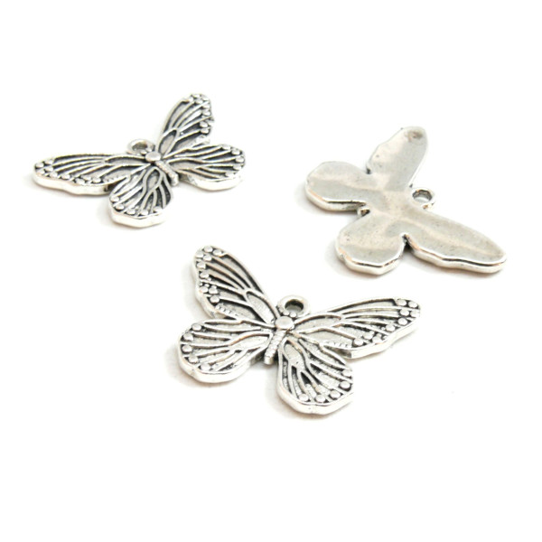 pendentifs Papillon 30 mm métal coloris Argent Antique