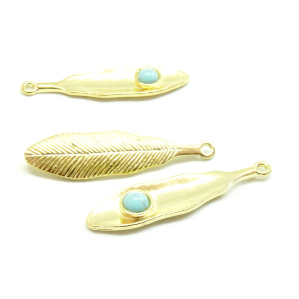 pendentifs style Plume, Feuille stylisée bohème 39mm métal couleur Doré perle Turquoise