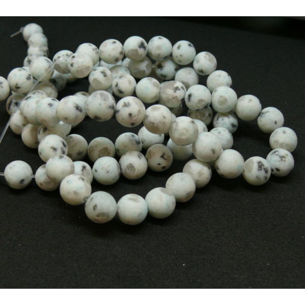 H11Q462 1 fil d'environ 47 perles 8mm Jaspe Kiwi effet GIVRE coloris 17