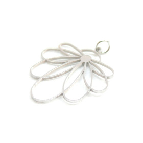 KOLA41 PAX 1 Pendentif  Fleur 20 mm en Acier Inoxydable Coloris Argent pour bijoux raffinés