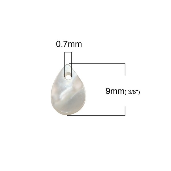 PS110107026 PAX 4 pendentifs - nacre - blanc crème - petite goutte  -  9 par 6 mm