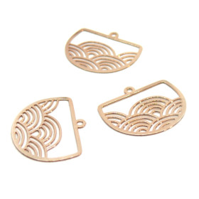 Estampes - pendentif filigrane Geométrique - Vague - Japonisant  22 par 18mm - métal coloris Or Rose