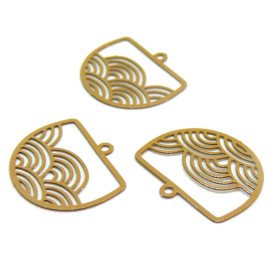 Estampes - pendentif filigrane Geométrique - Vague - Japonisant  22 par 18mm - coloris Moutarde
